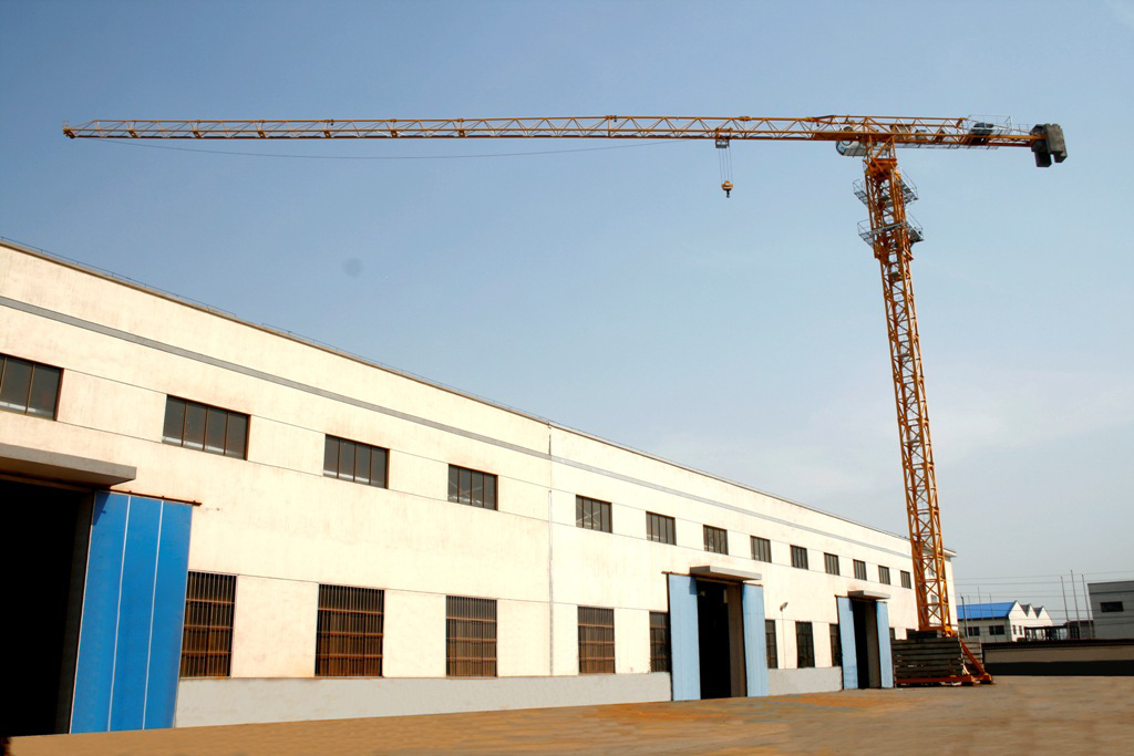 Self-Raising Tower Crane QTP180