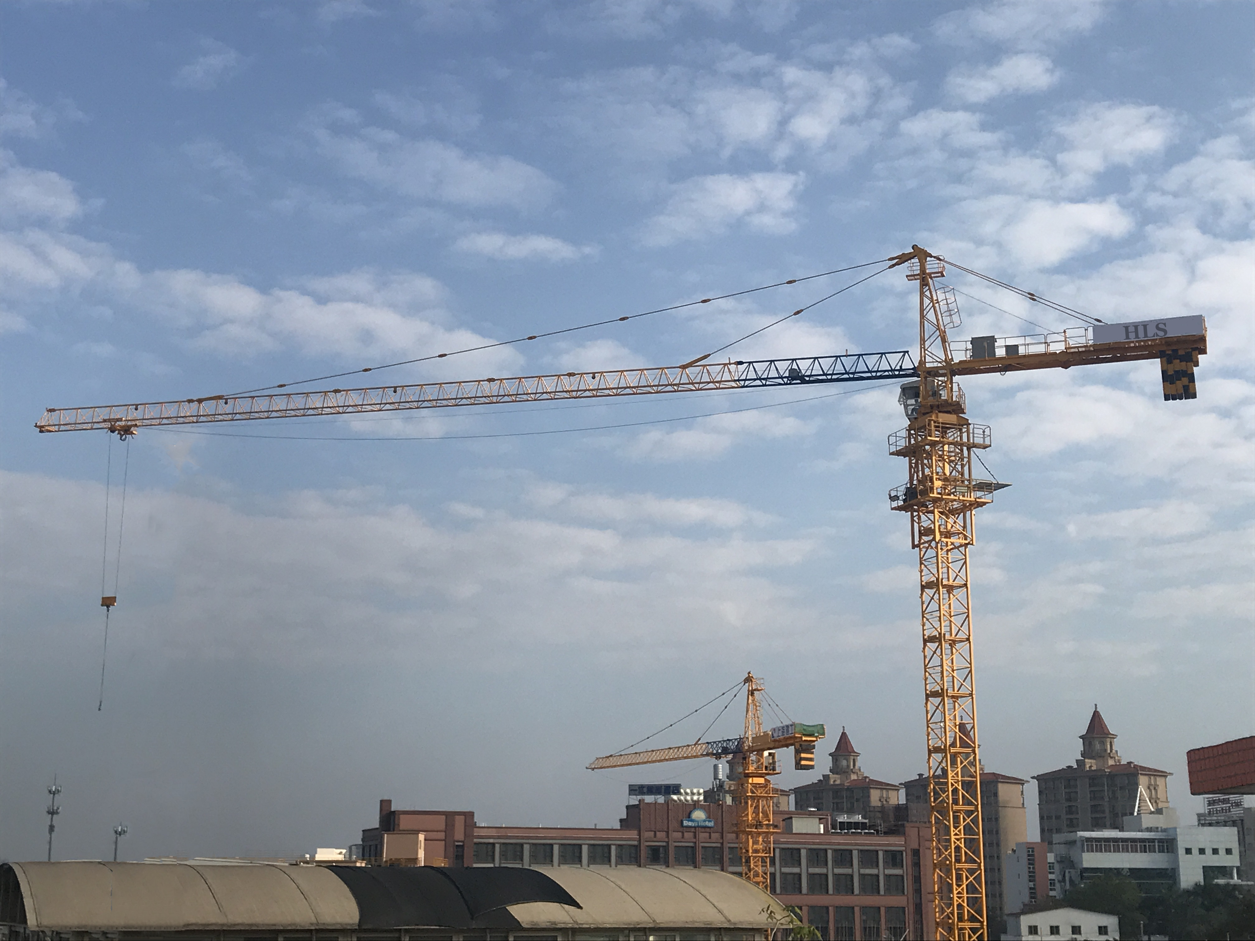Self-Raising Tower Crane STT603