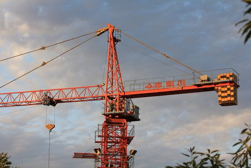 Self-Raising Tower Crane QTZ63