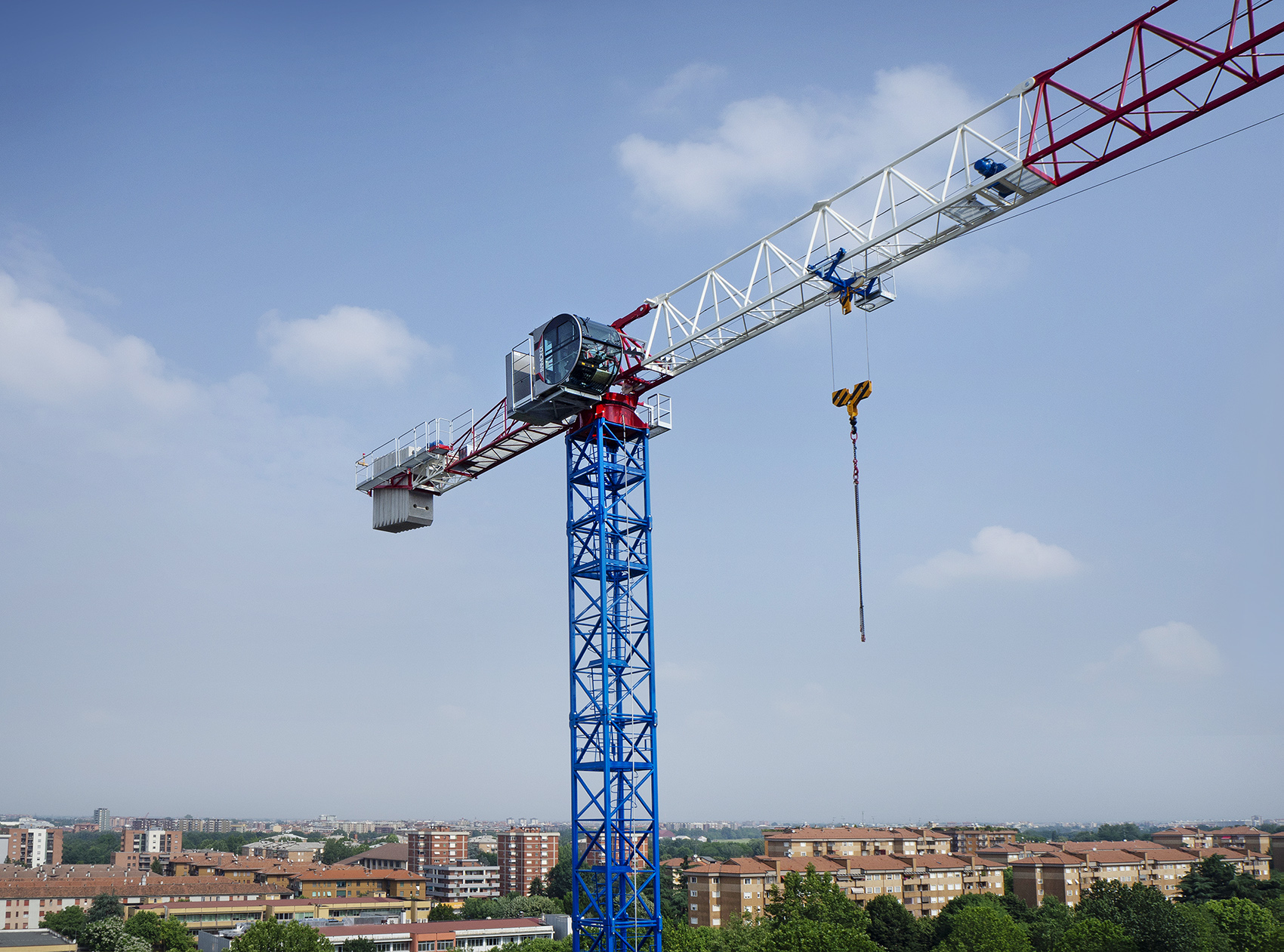 Self-Raising topless Tower Crane QTP250 construction machine