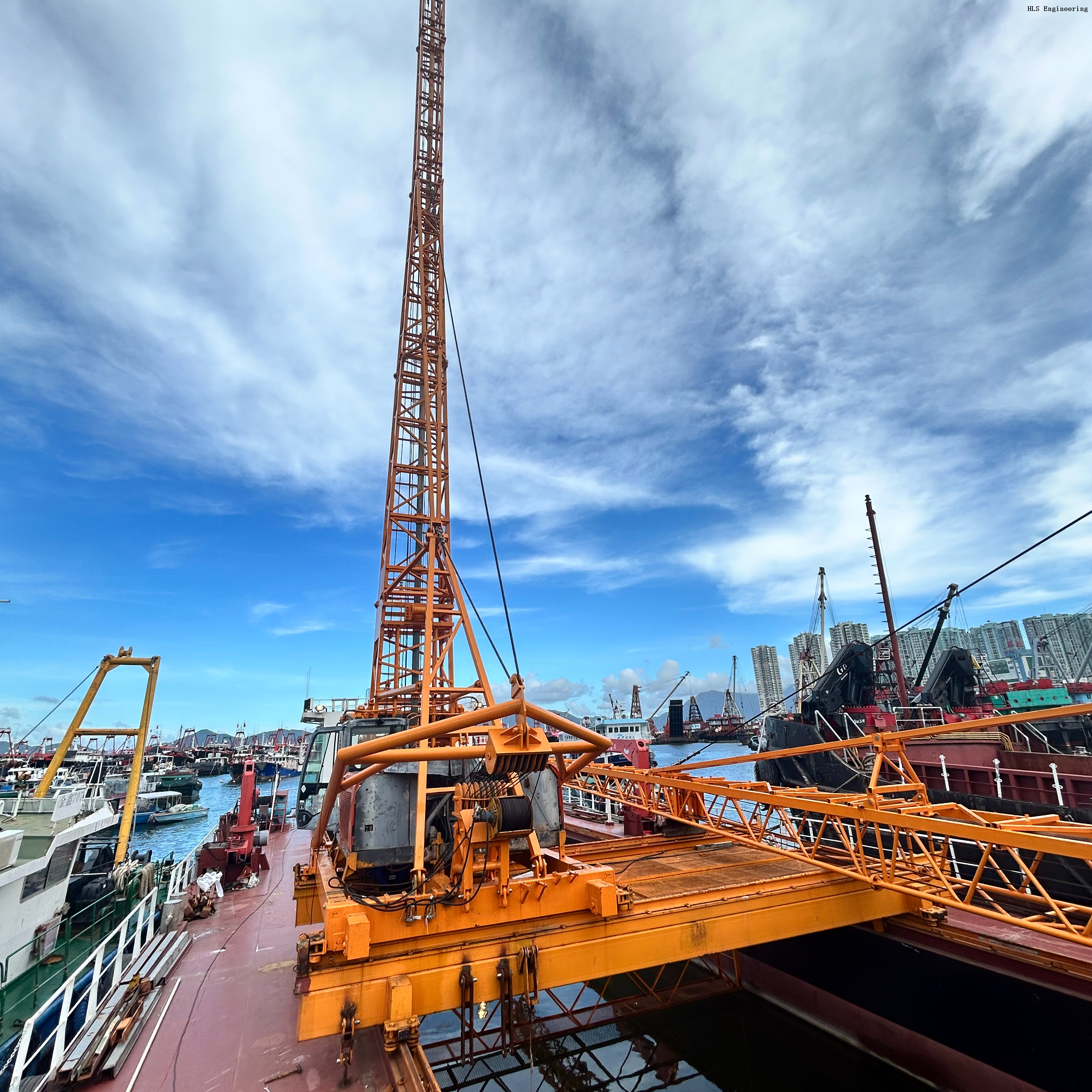 OFFSHORE PVD MAST