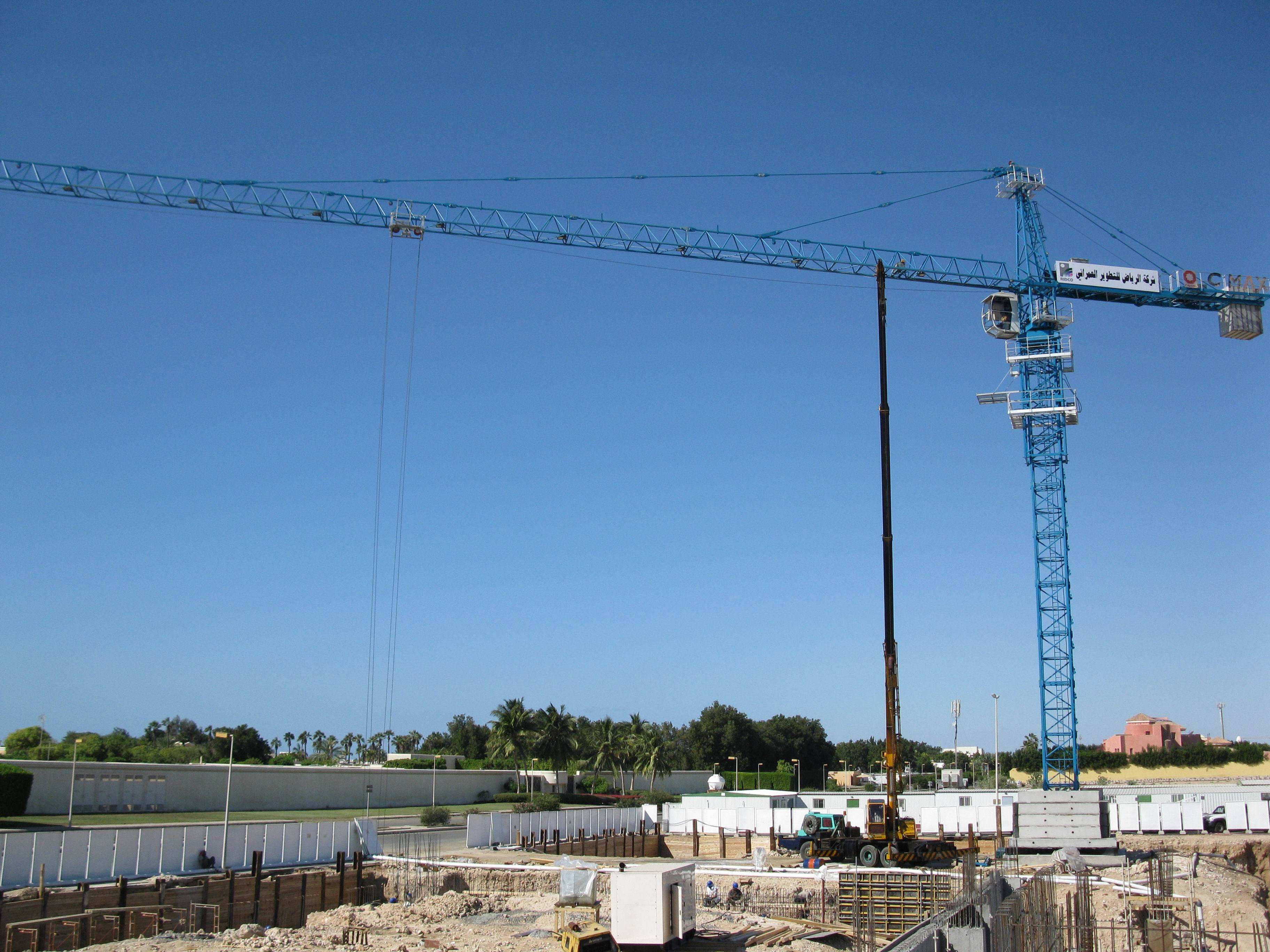 Self-Raising Tower Crane QTZ63